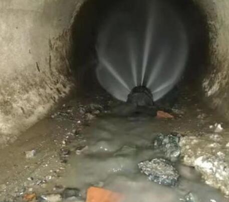 海勃湾市政管道清淤